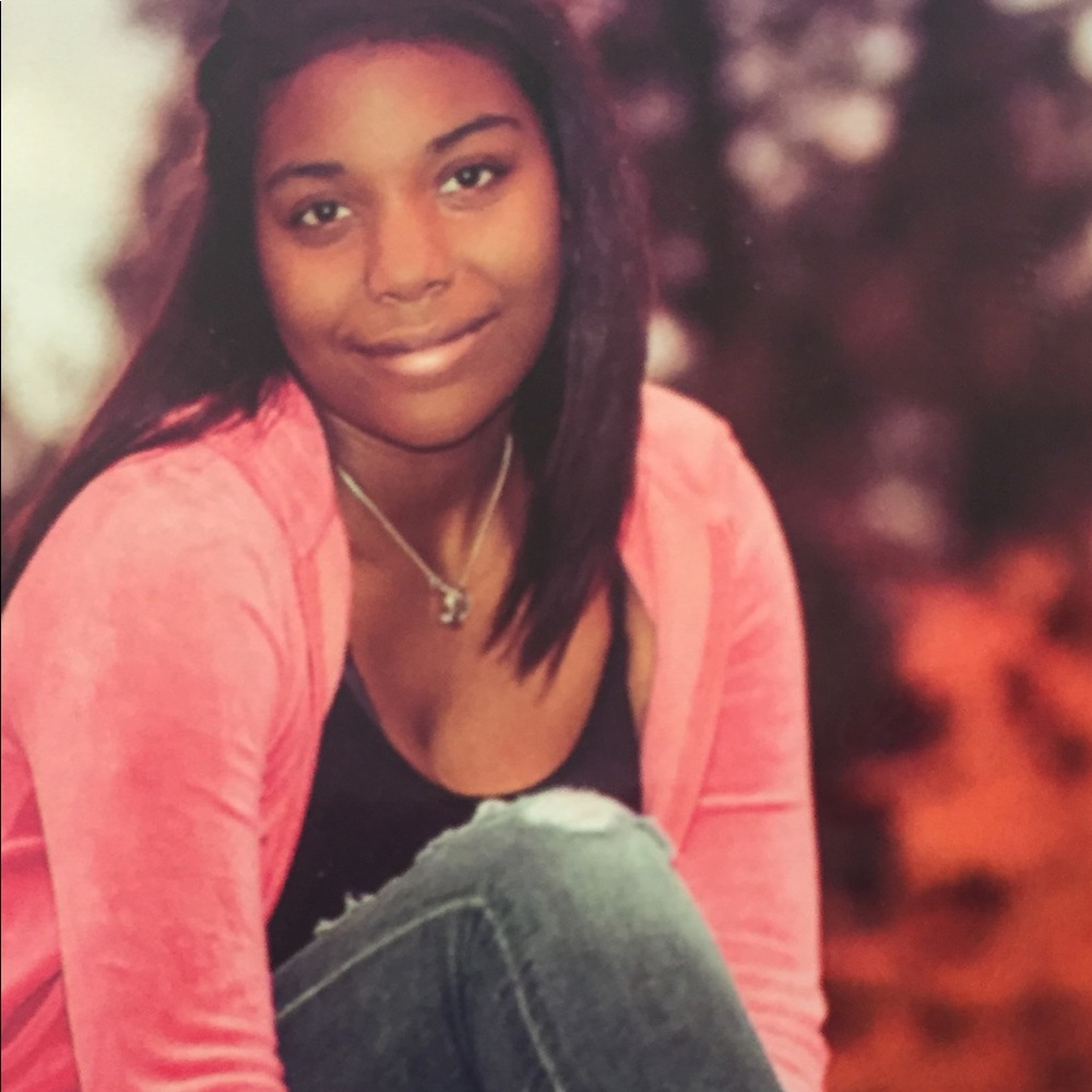 Meet your Posher, Sierra